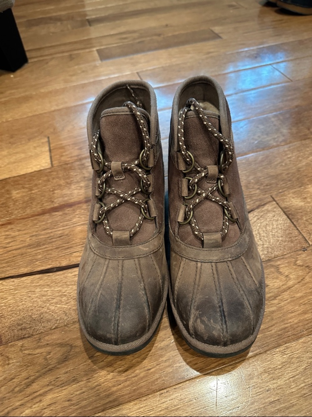 UGG Brown Women’s Suede Duck Boots
